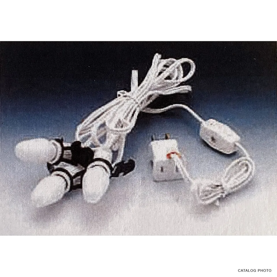 lemax-three-light-cord-cordon-d-clairage-3-lampes-pour-village image 1