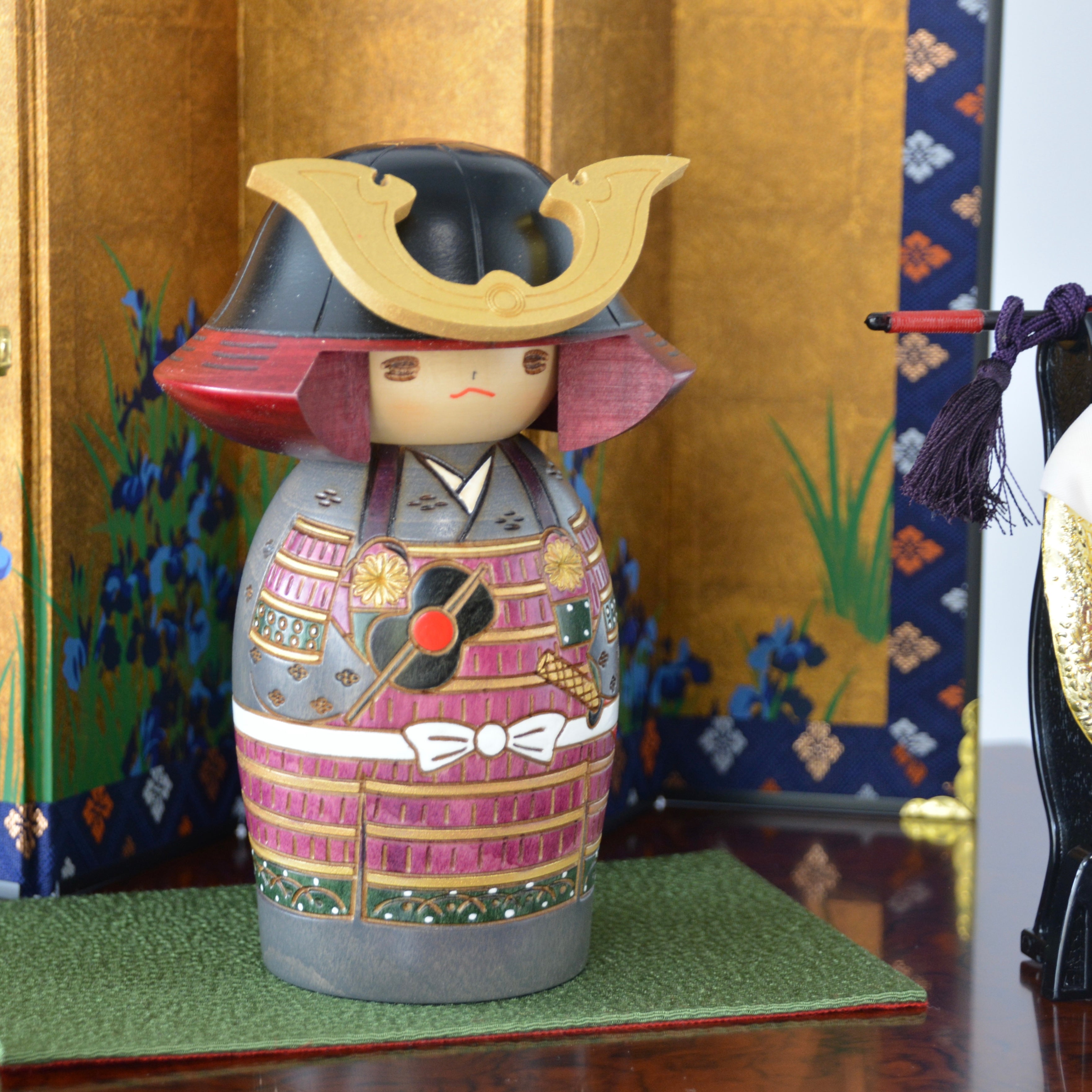 usaburo-kokeshi-waka-musha-jeune-samoura-set-complet image 2