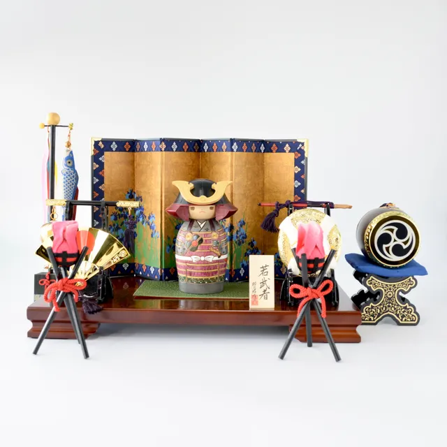 usaburo-kokeshi-waka-musha-jeune-samoura-set-complet image 1