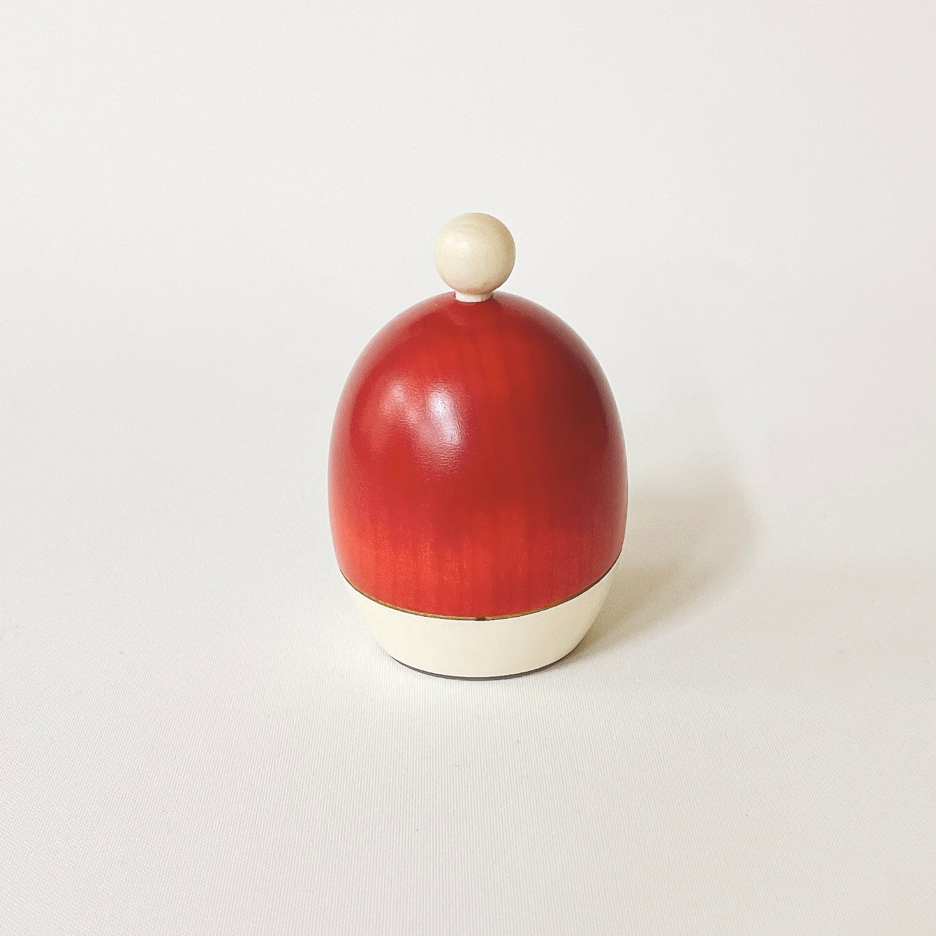 usaburo-kokeshi-honnori-petit-chaperon-rouge-pot-pices-shichimi-90-mm image 3