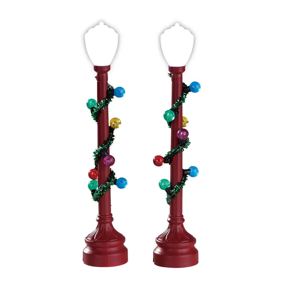 lemax-red-globe-street-lamp-lampadaire-miniature-village-caddington image 1