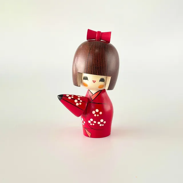 usaburo-kokeshi-ama-yadori-figurine-attente-de-la-pluie-140-mm image 1