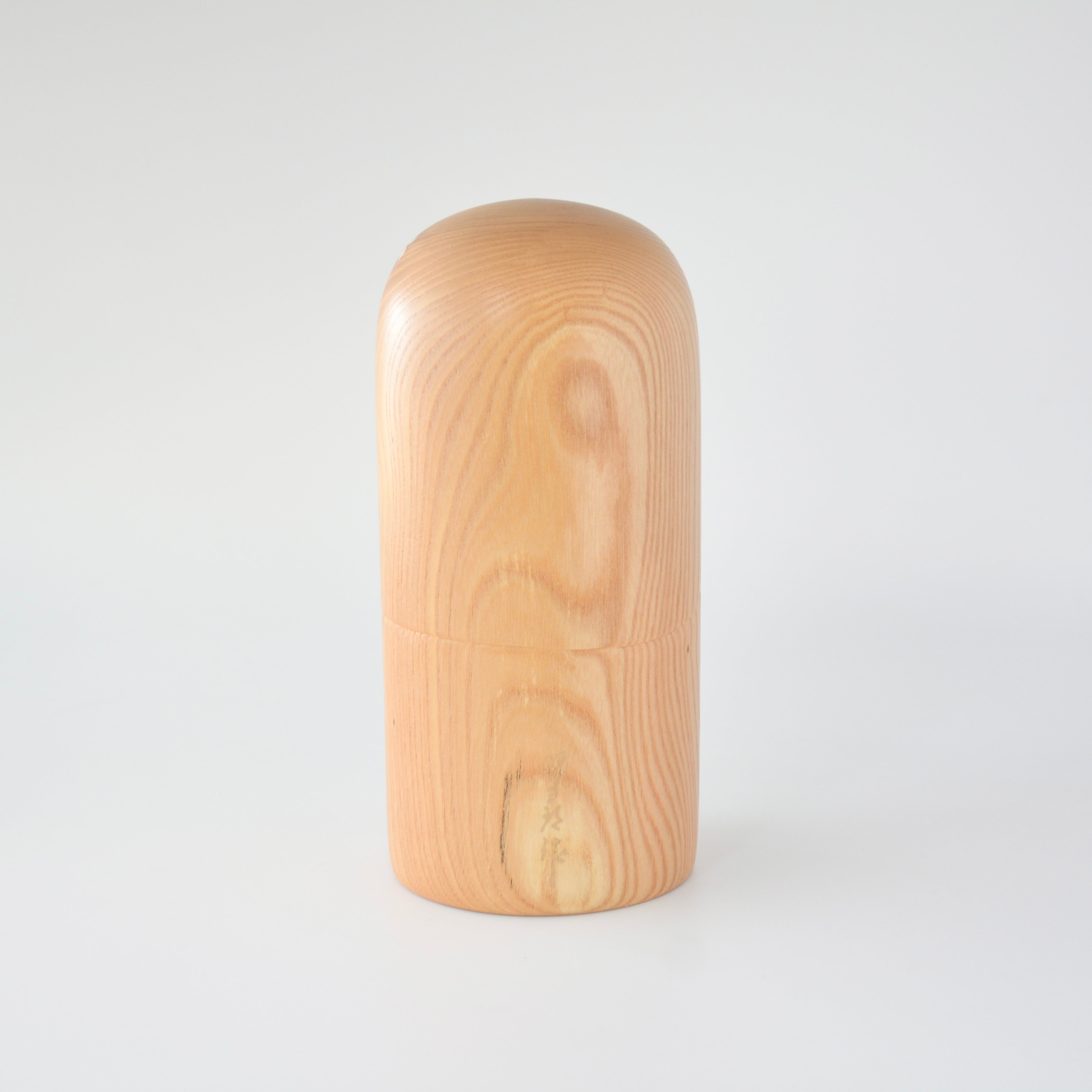 usaburo-kokeshi-hana-kiko-travelogue-of-flowers-par-yuji-okamoto-figurine-23-cm image 4
