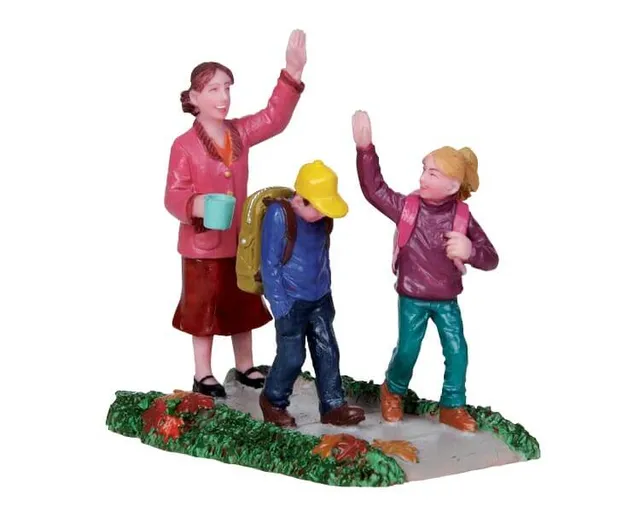 lemax-back-to-school-figurine-coliers-rentr-e-de-collection image 1