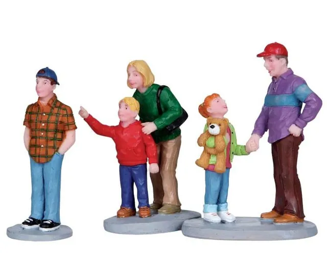 lemax-waiting-to-get-on-a-ride-figurine-miniature-de-collection image 1