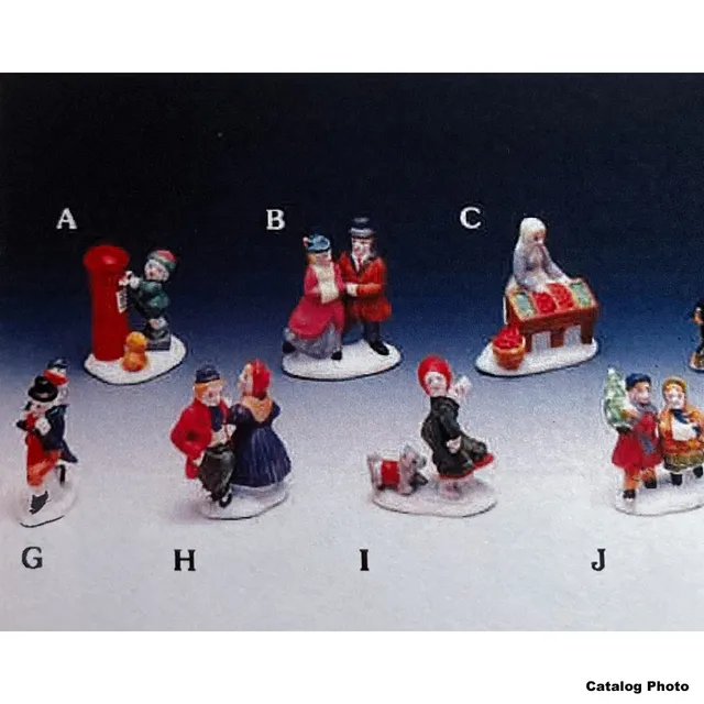lemax-skating-couple-figurine-miniature-couple-patineurs image 1