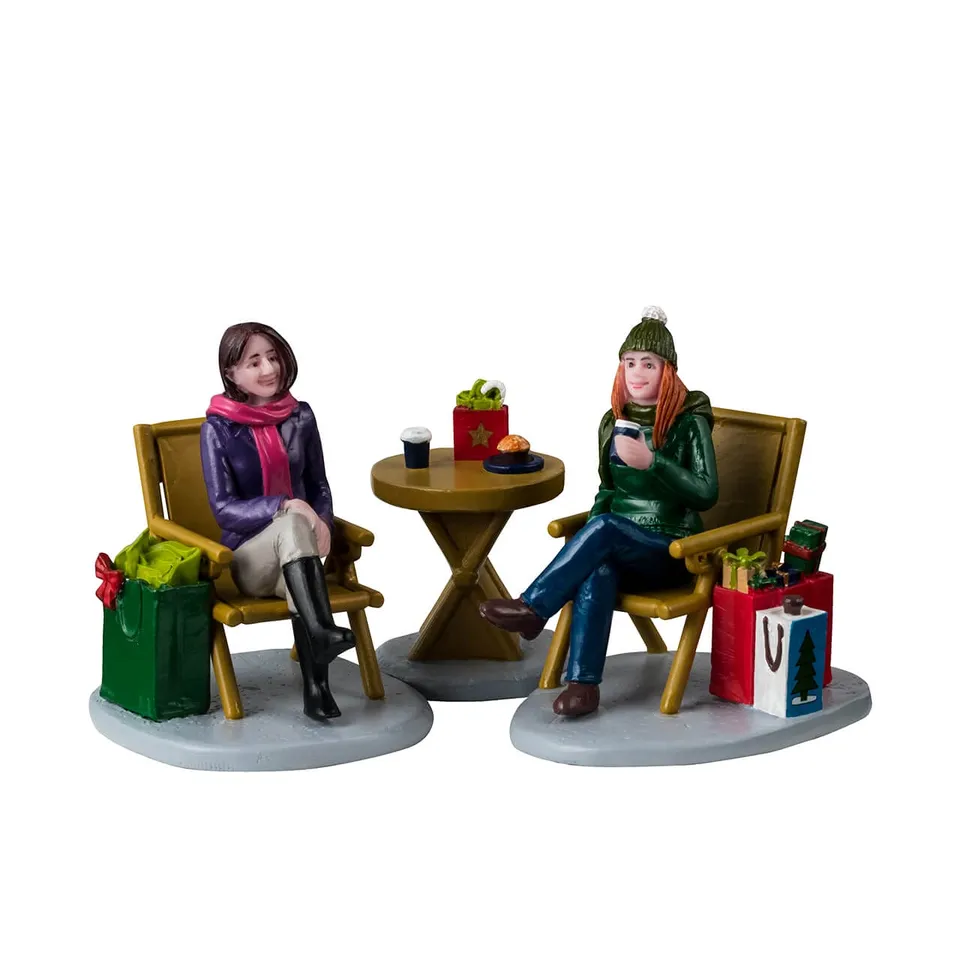 lemax-christmas-shopping-break-figurine-miniature-village-de-no-l image 1