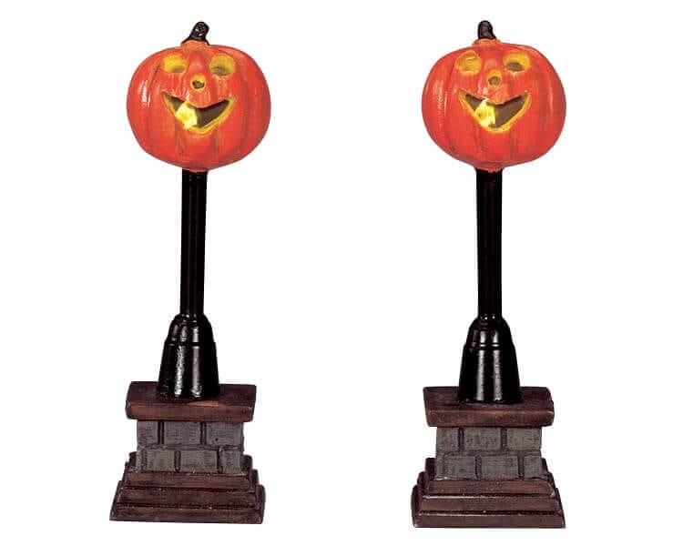 lemax-pumpkin-street-lamp-lampadaire-citrouille-spooky-town image 1
