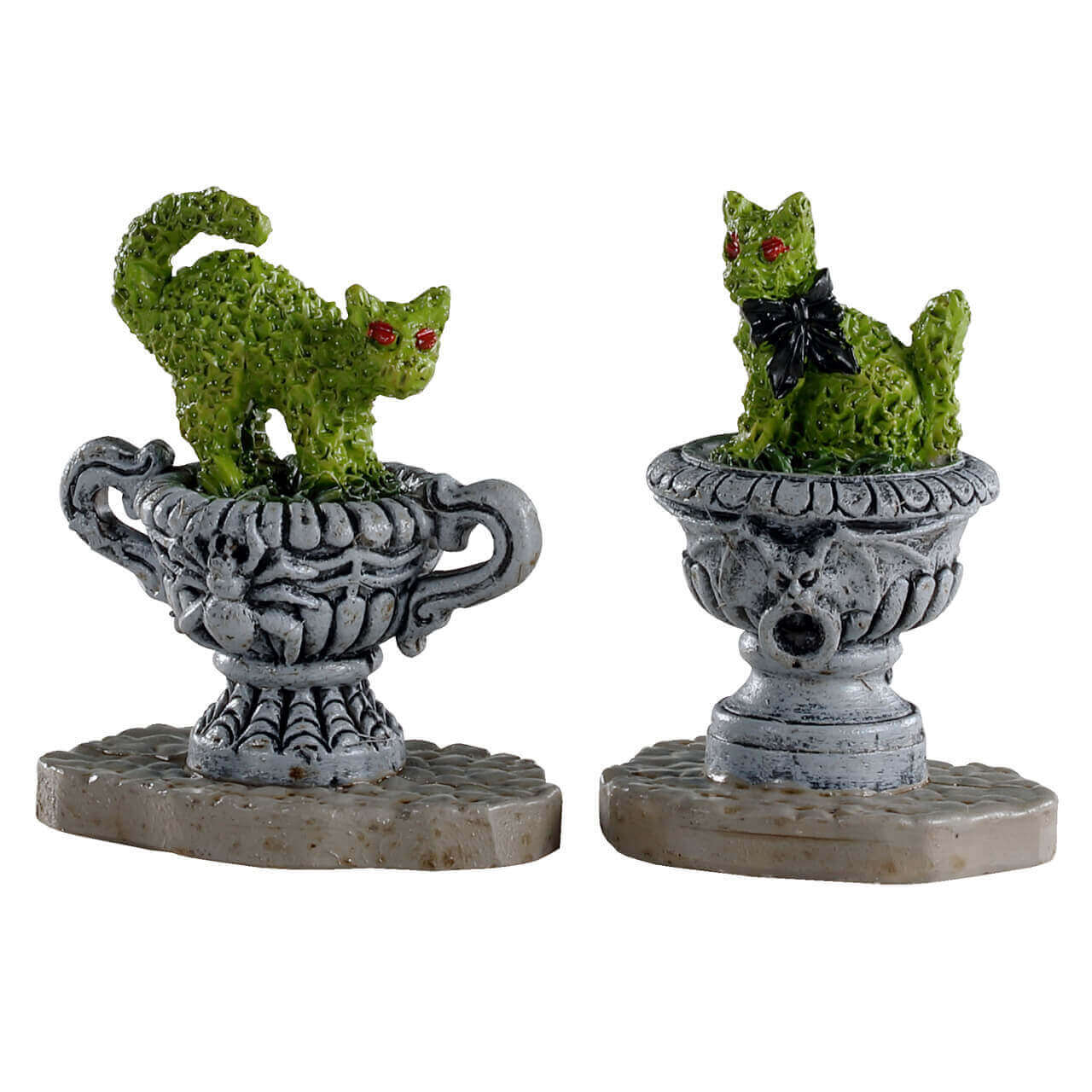 lemax-haunted-topiary-d-cor-miniature-spooky-town image 1