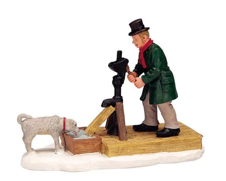 lemax-pumping-water-figurine-anim-e-pompage-d-eau-miniature image 1