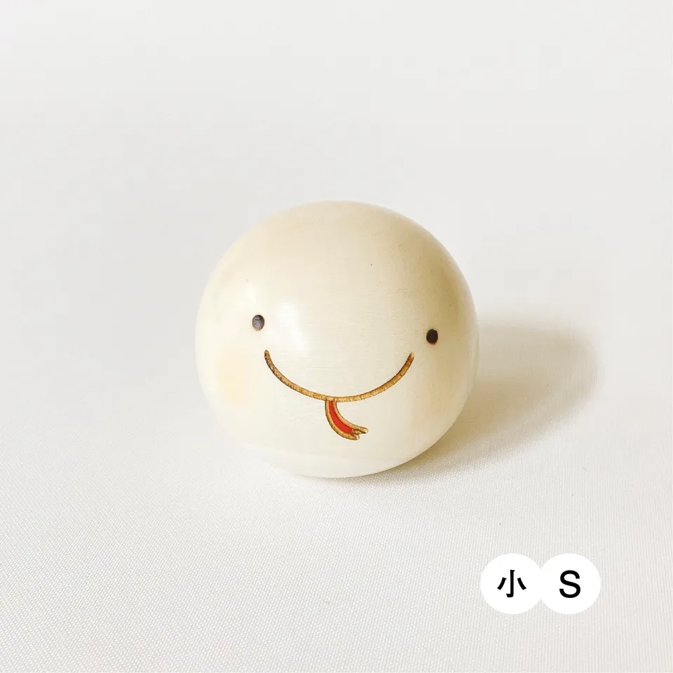 usaburo-kokeshi-yurakoro-serpent-figurine-culbuto-zodiaque-bois image 1