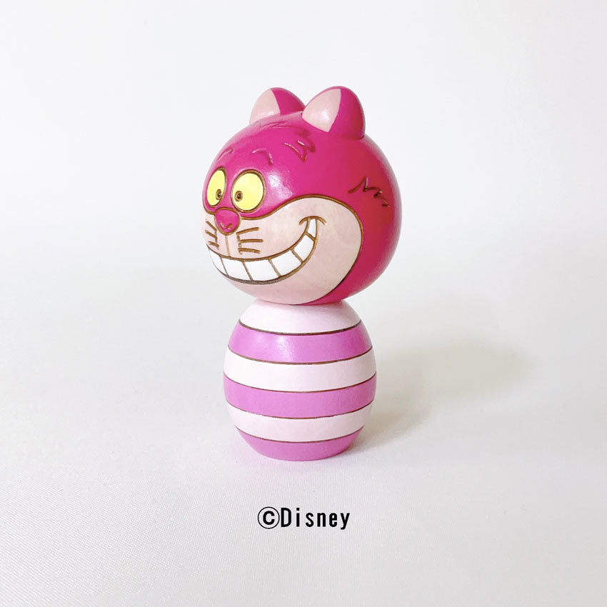 usaburo-kokeshi-chat-du-cheshire-disney-58x58x95mm image 2