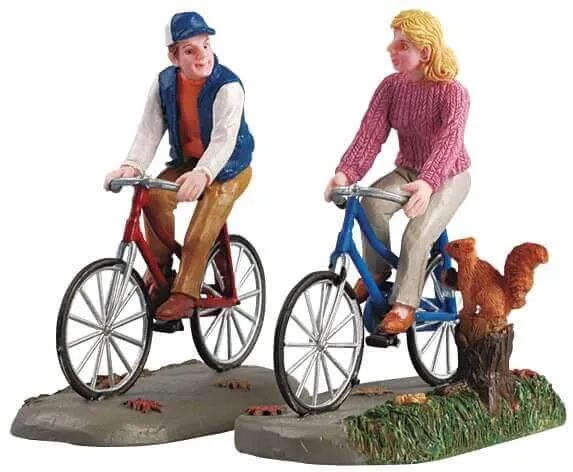 lemax-romantic-bike-ride-set-of-2-figurines-miniatures-de-collection image 1
