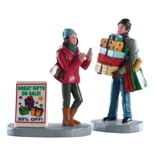 lemax-shopping-teamwork-figurines-miniatures-shopping-vail-village image 1