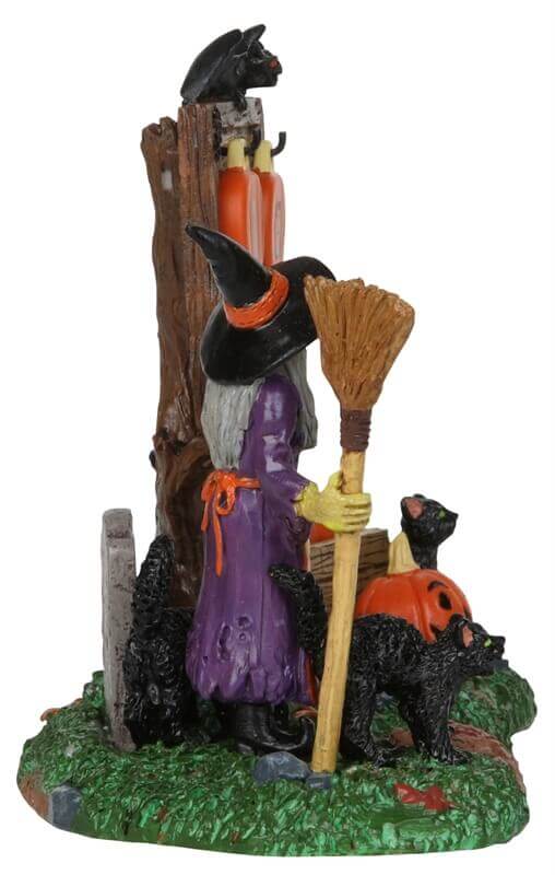 lemax-countdown-to-halloween-figurine-miniature-spooky-town image 4