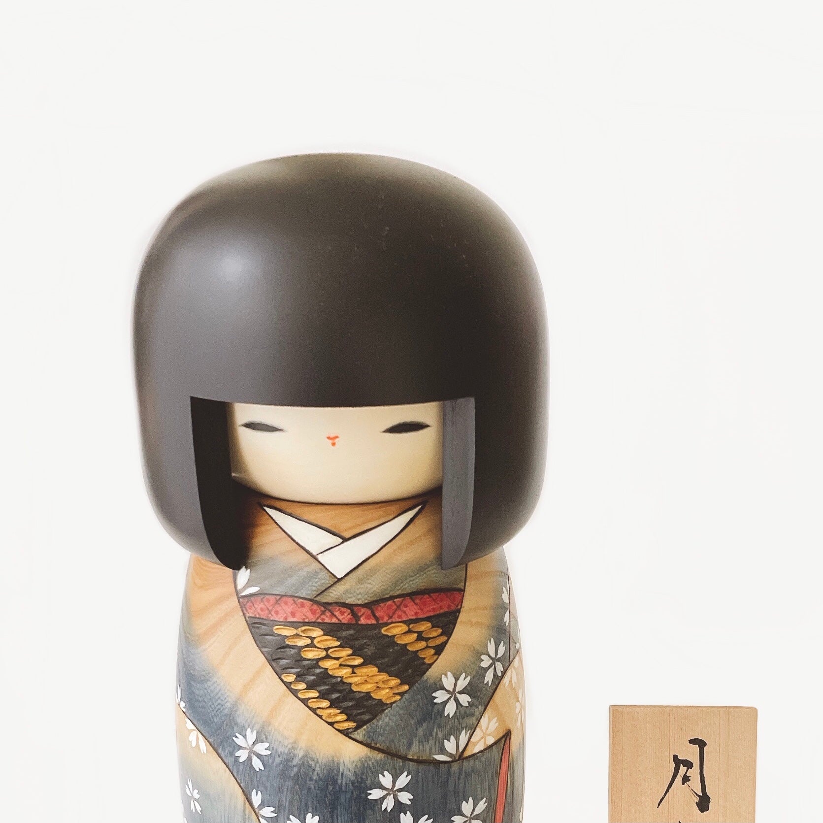 usaburo-kokeshi-tsuki-ni-sakura-lune-320-mm image 2