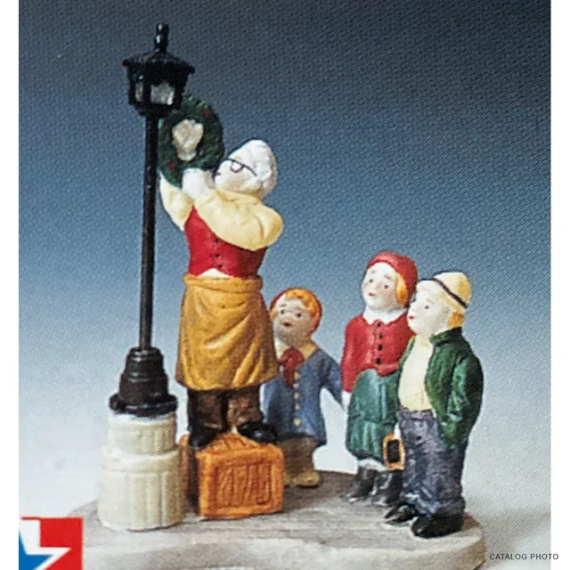 lemax-the-olde-lamplighter-figurine-allumeur-de-r-verb-res image 1
