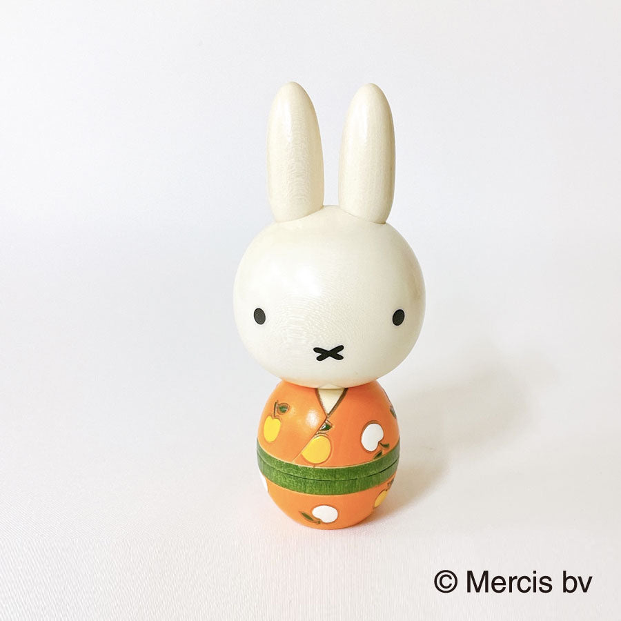 usaburo-kokeshi-miffy-ringo-apple-figurine-yura-koro-130-mm image 1