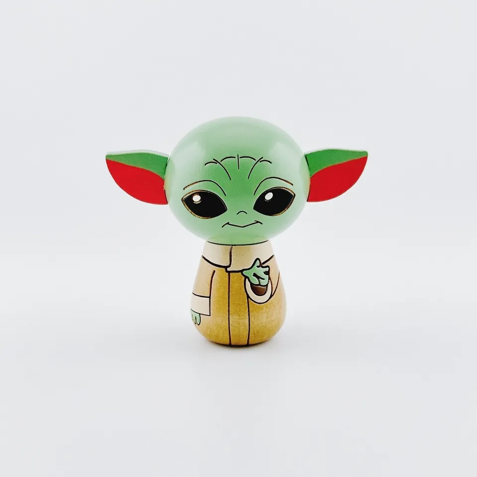 usaburo-kokeshi-star-wars-yoda-figurine-artisanale-6-5-cm image 1