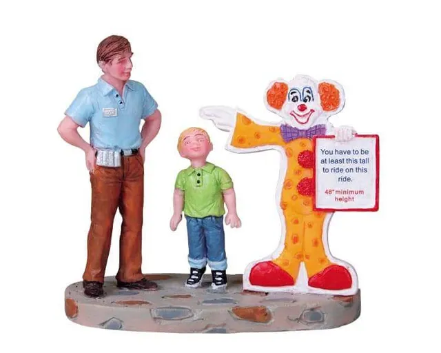 lemax-tall-enough-figurine-miniature image 1