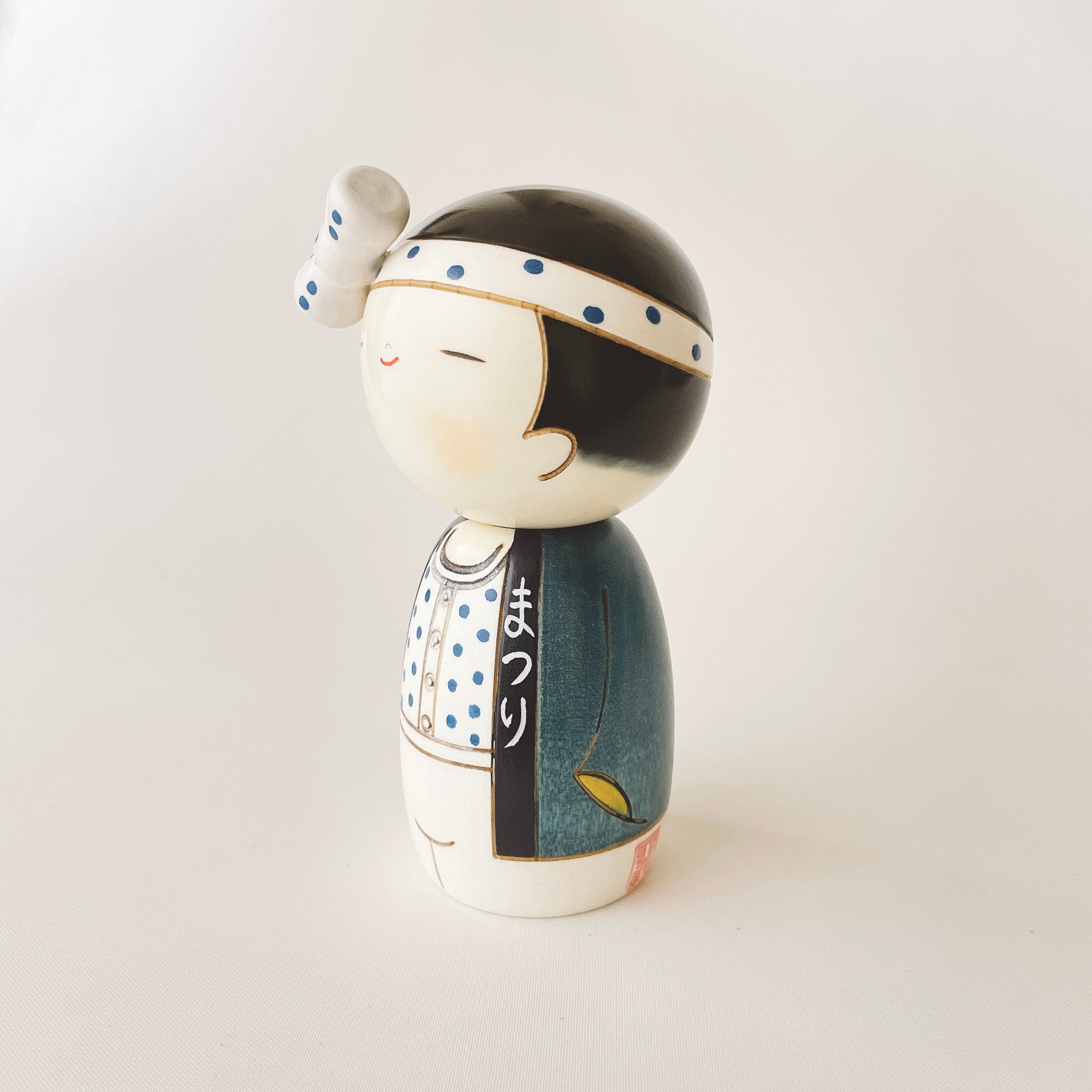 usaburo-kokeshi-wasshoi-boy-f-te-d-t-figurine-artisanale image 2