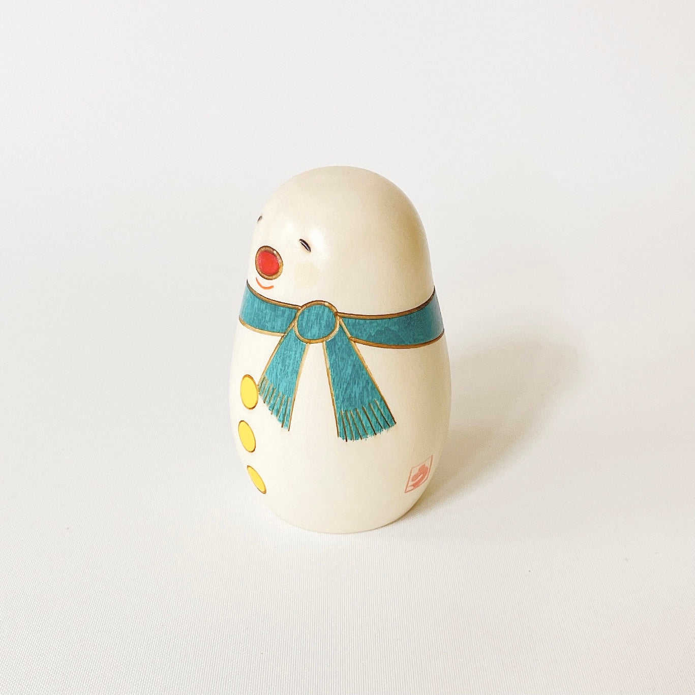 usaburo-kokeshi-bonhomme-de-neige-poup-e-kokeshi-no-l-9-cm image 2