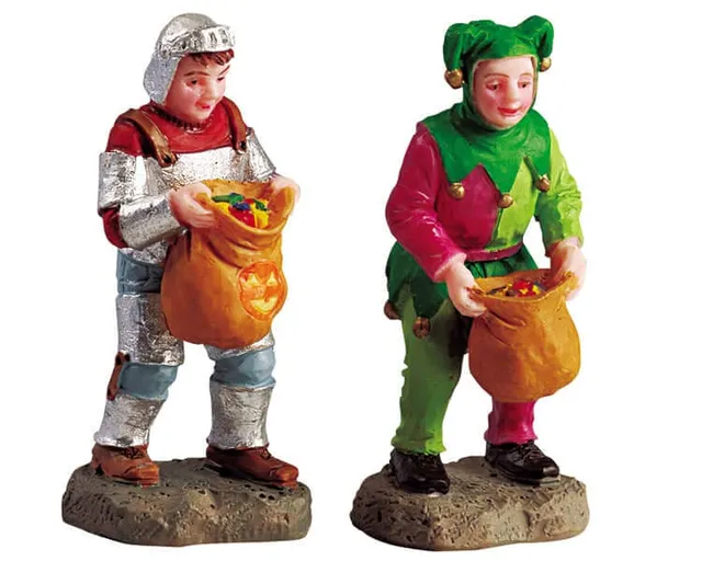lemax-so-much-candy-figurine-miniature-spooky-town-bonbons image 1