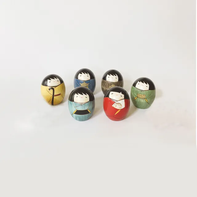 usaburo-kokeshi-the-nativity-six-coffret-figurines-cr-che-de-no-l-en-bois image 1