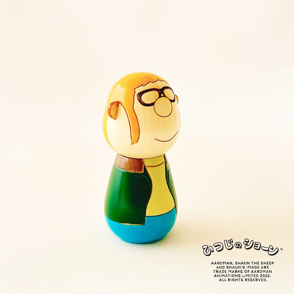 usaburo-kokeshi-shaun-the-sheep-farmer-figurine-artisanale-8-4-cm image 4