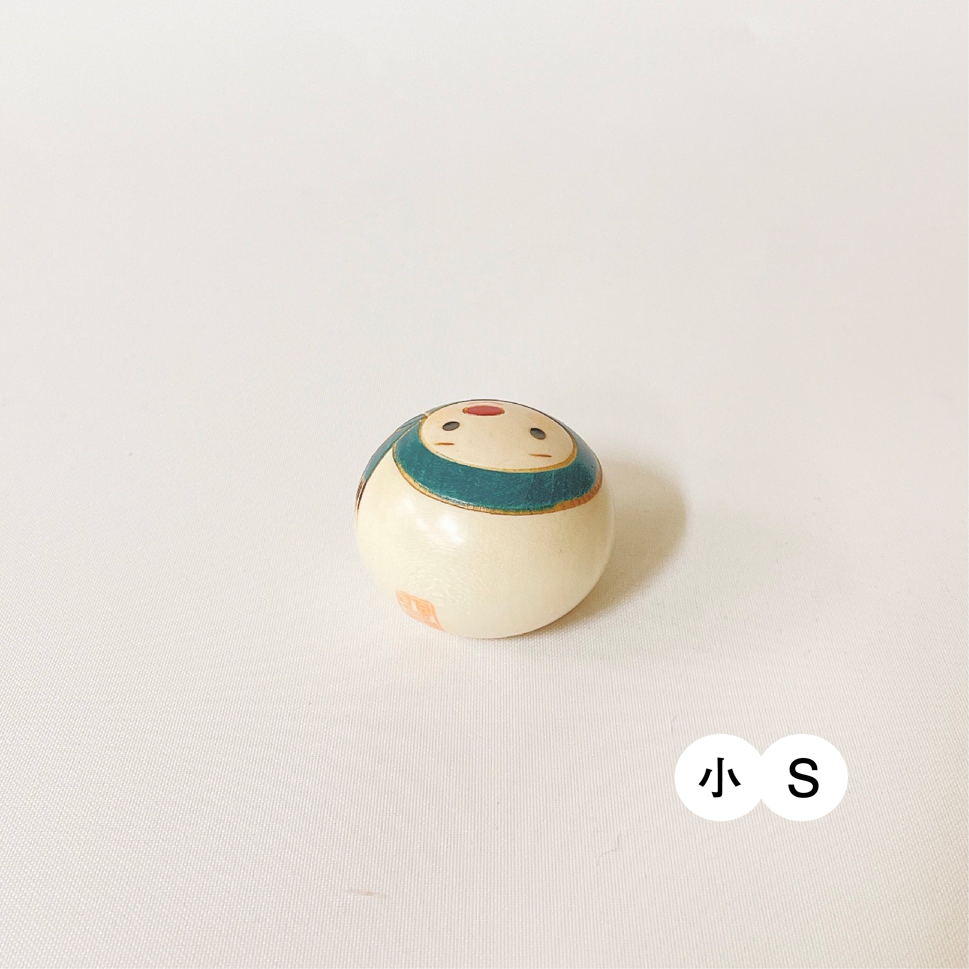 usaburo-kokeshi-bonhomme-de-neige-rond-figurine-artisanale-no-l image 4
