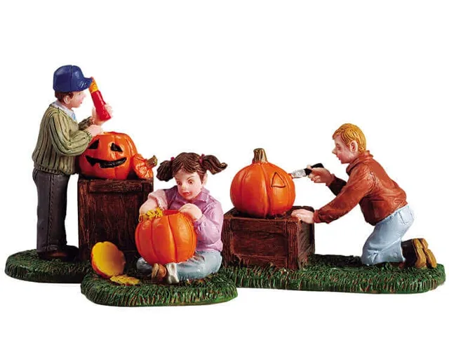 lemax-pumpkin-carvers-figurine-miniature-spooky-town-halloween image 1
