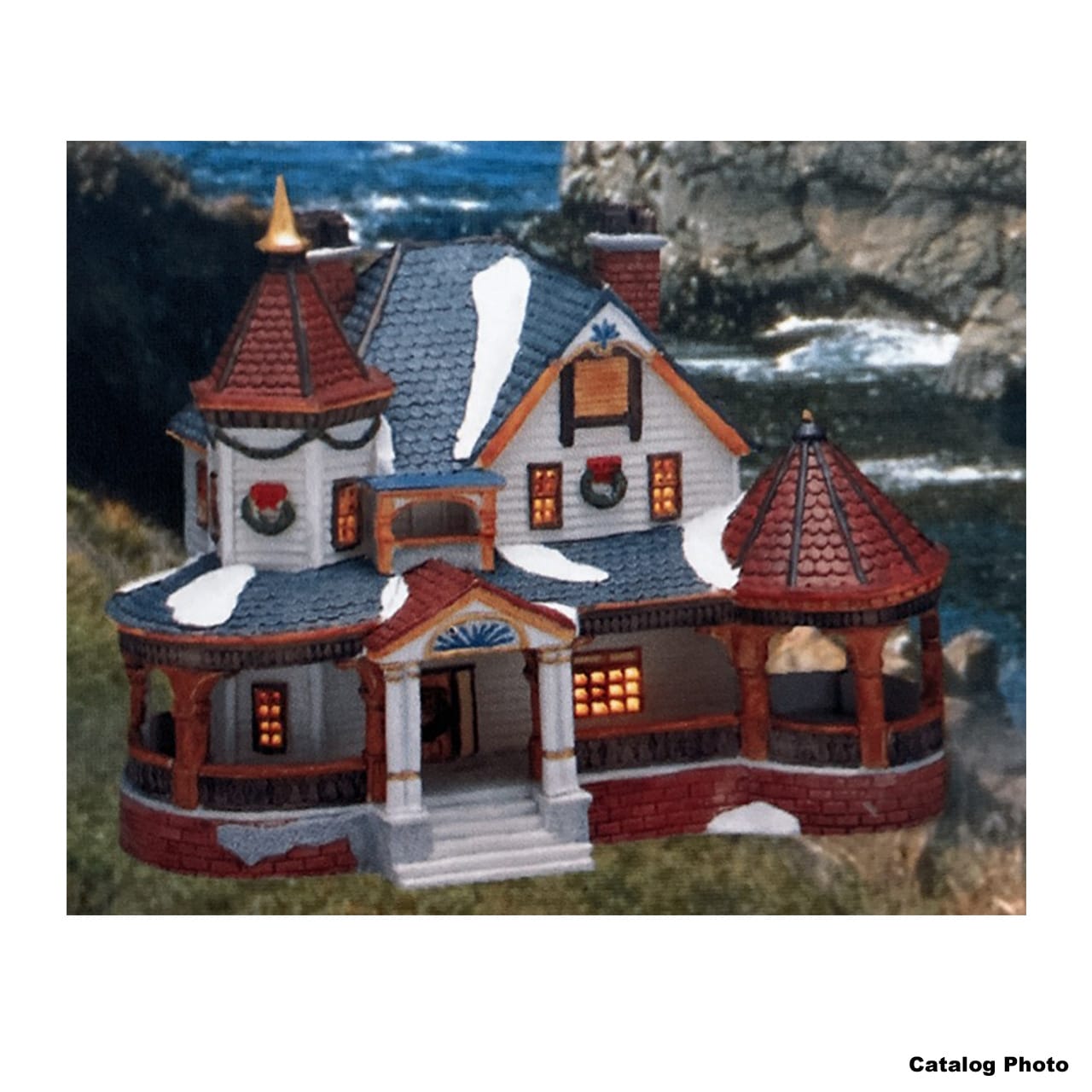 lemax-the-retreat-house-maison-de-retraite-miniature image 1