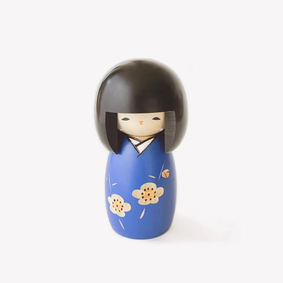 usaburo-kokeshi-kaika-blue-figurine-florale-bleue-en-bois image 1
