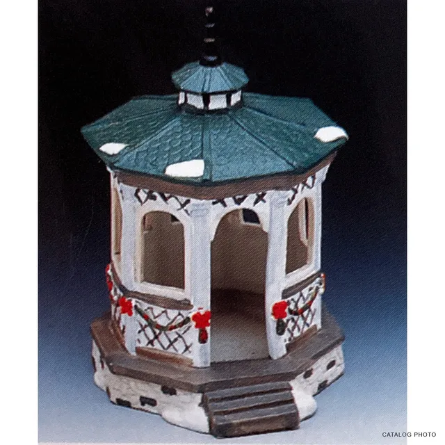 lemax-gazebo-kiosque-miniature-lumineux-pour-village image 1