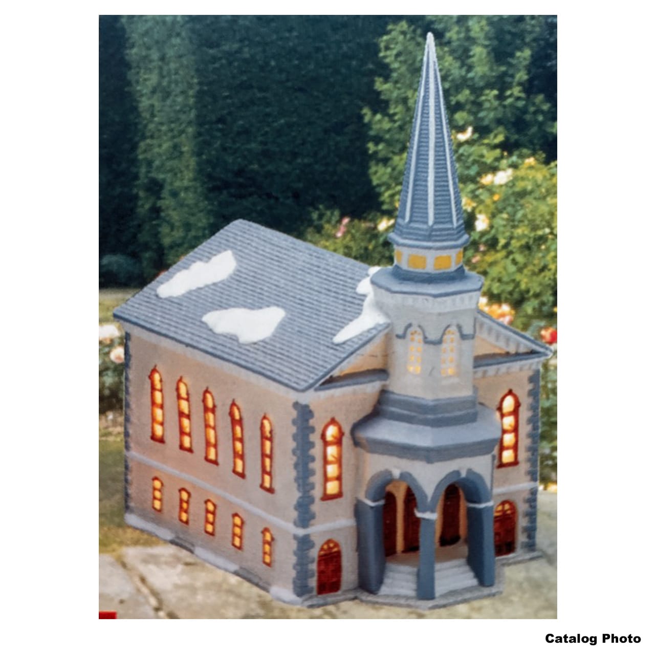 lemax-st-john-s-church-glise-miniature-de-village-lumineuse image 2