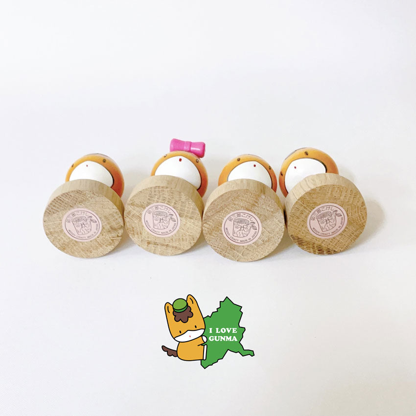 usaburo-kokeshi-gunma-chan-basic-figurine-artisanale-8-5-cm image 8