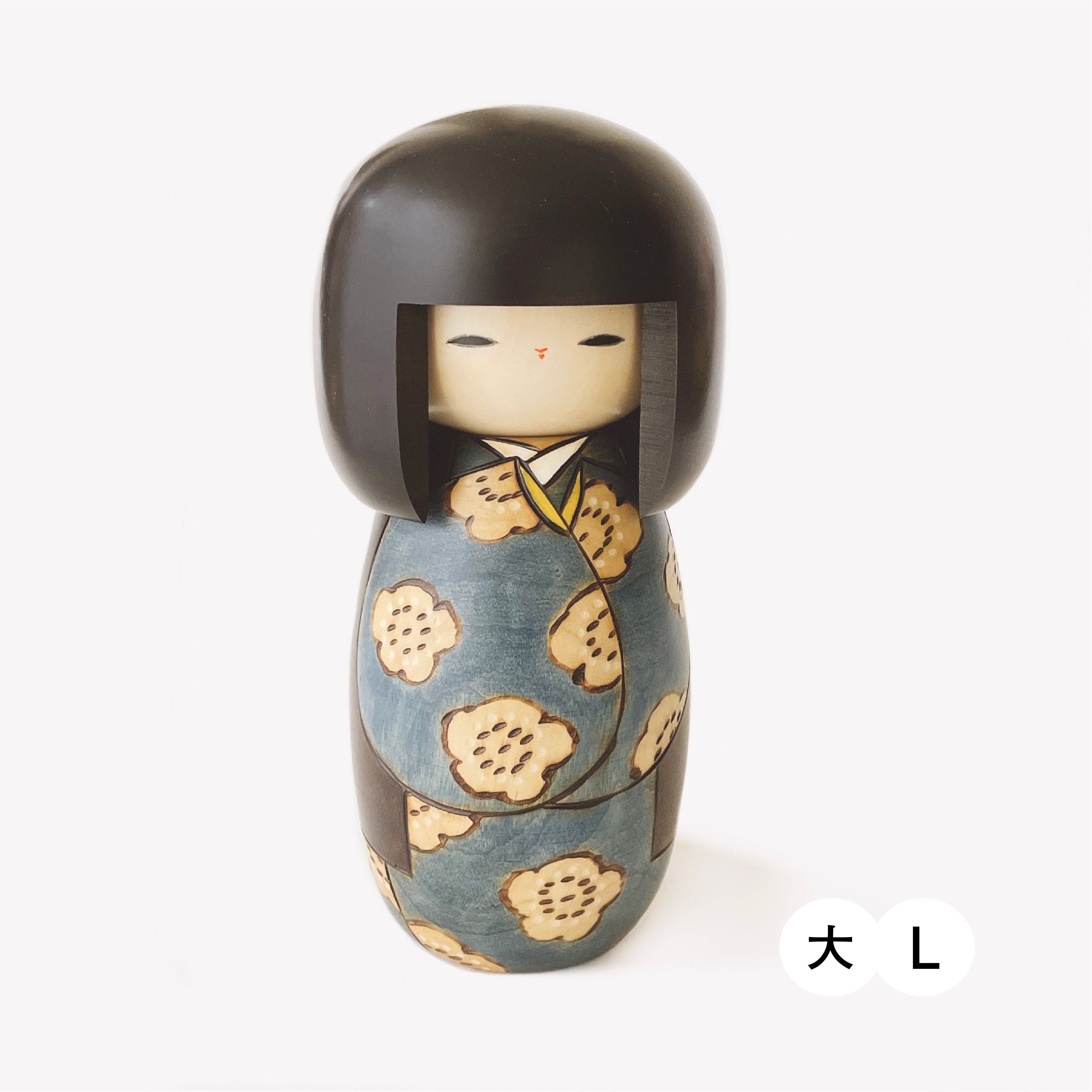 usaburo-kokeshi-kojitsu-good-day-bleu-l-figurine-115-x-115-x-240-mm image 1