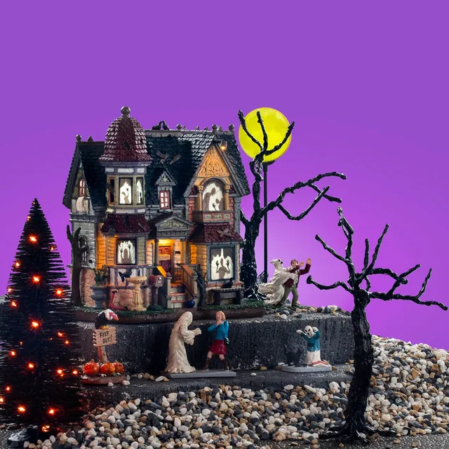 lemax-the-house-of-shadows-set-manoir-hant-spooky-town-illumin image 1