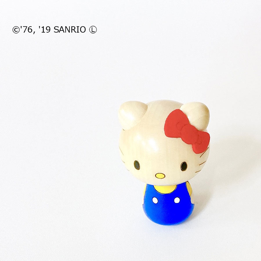 usaburo-kokeshi-hello-kitty-figurine-artisanale-7-5-cm image 5