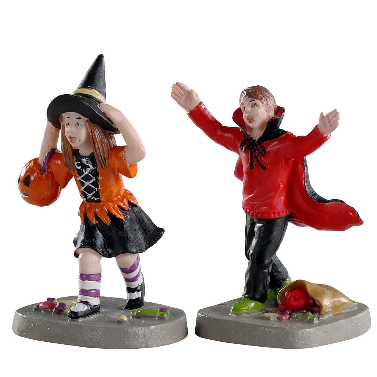 lemax-terrified-trick-or-treaters-figurine-miniature-halloween-spooky-town image 2
