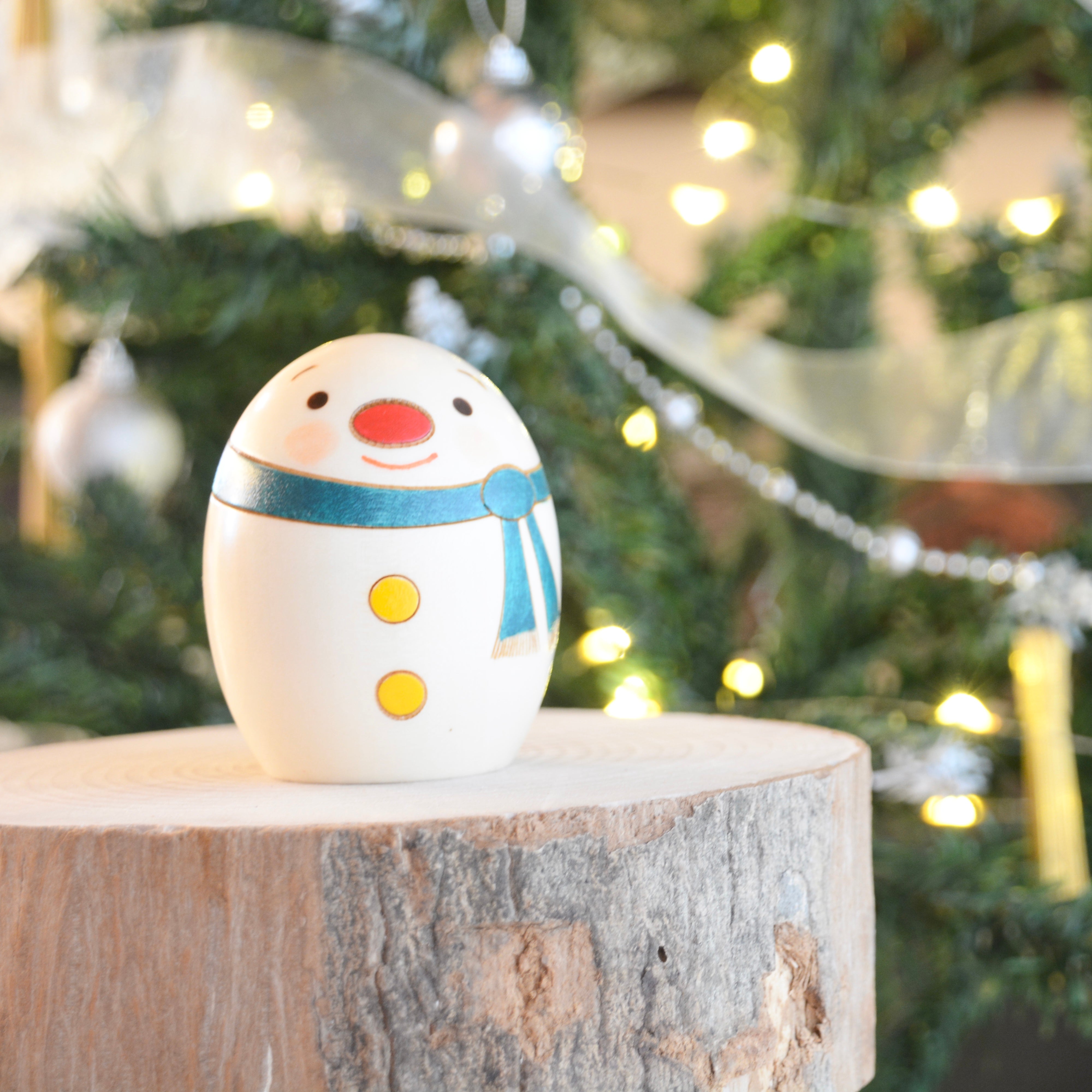 usaburo-kokeshi-bonhomme-de-neige-uf-l-d-co-no-l-bois-7-cm image 5
