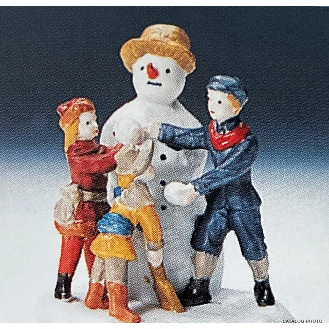 lemax-building-a-snowman-figurine-village-de-no-l image 1
