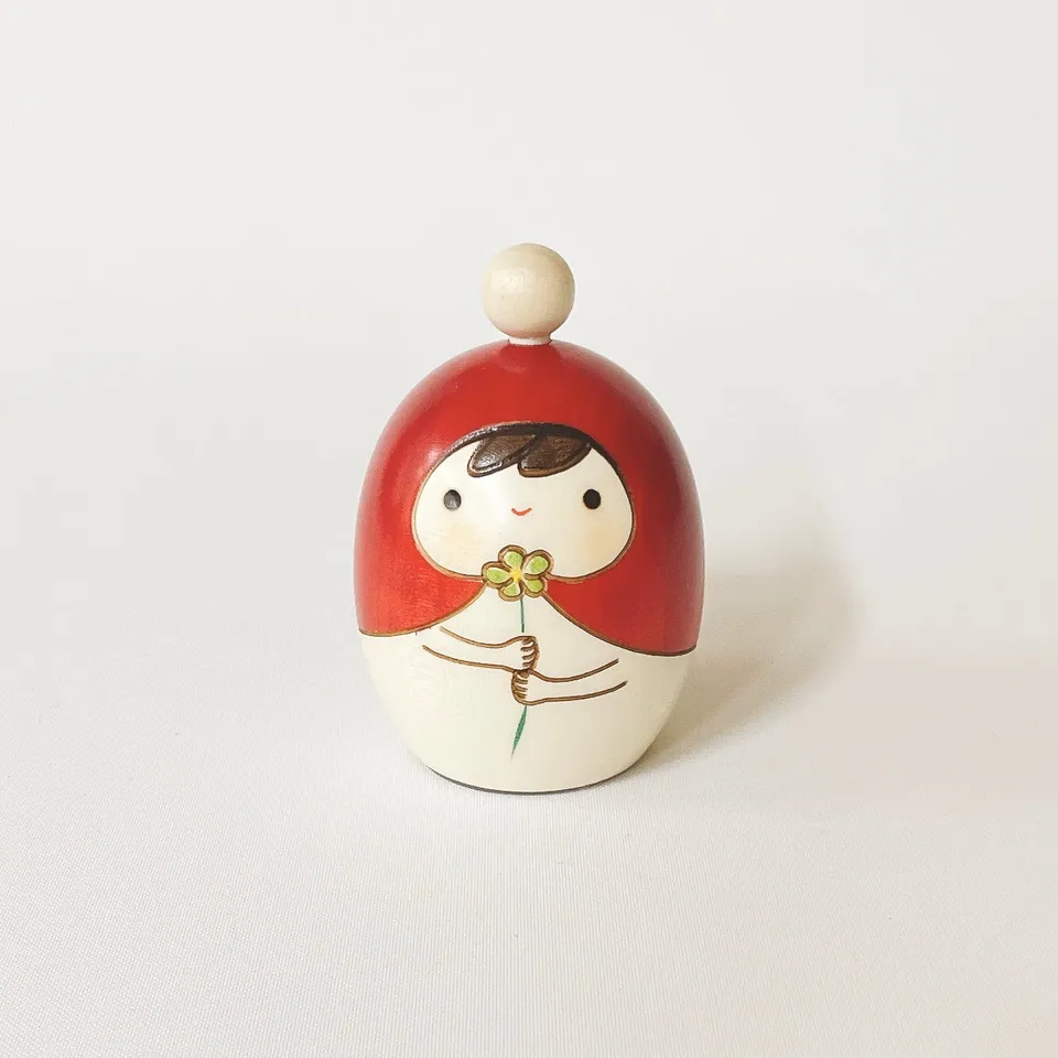 usaburo-kokeshi-honnori-petit-chaperon-rouge-pot-pices-shichimi-90-mm image 1
