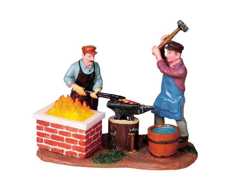 lemax-blacksmiths-figurine-forgerons-miniature image 4