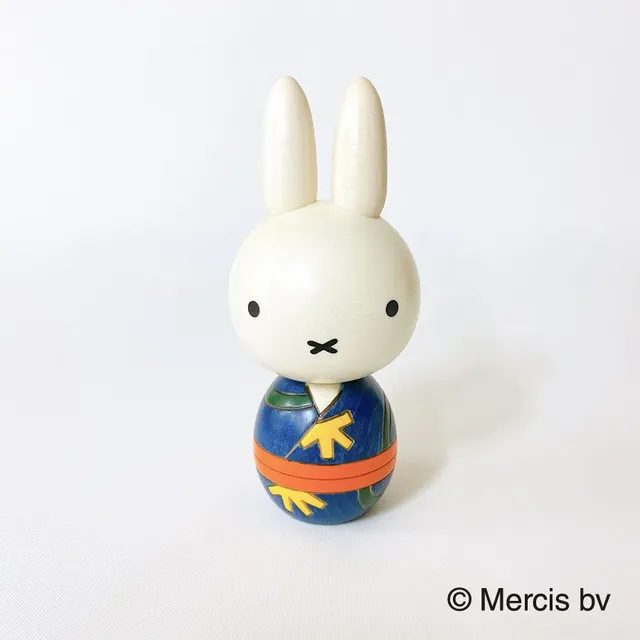 usaburo-kokeshi-miffy-kimono-figurine-yura-koro-13-cm image 1
