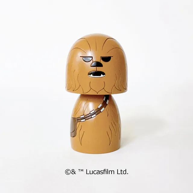 usaburo-kokeshi-star-wars-chewbacca-figurine-miniature-artisanale-75-mm image 1