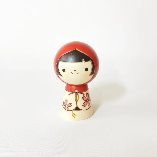 usaburo-kokeshi-zukin-komachi-mini-kokeshi-chaperon-rouge-8-5-cm image 1