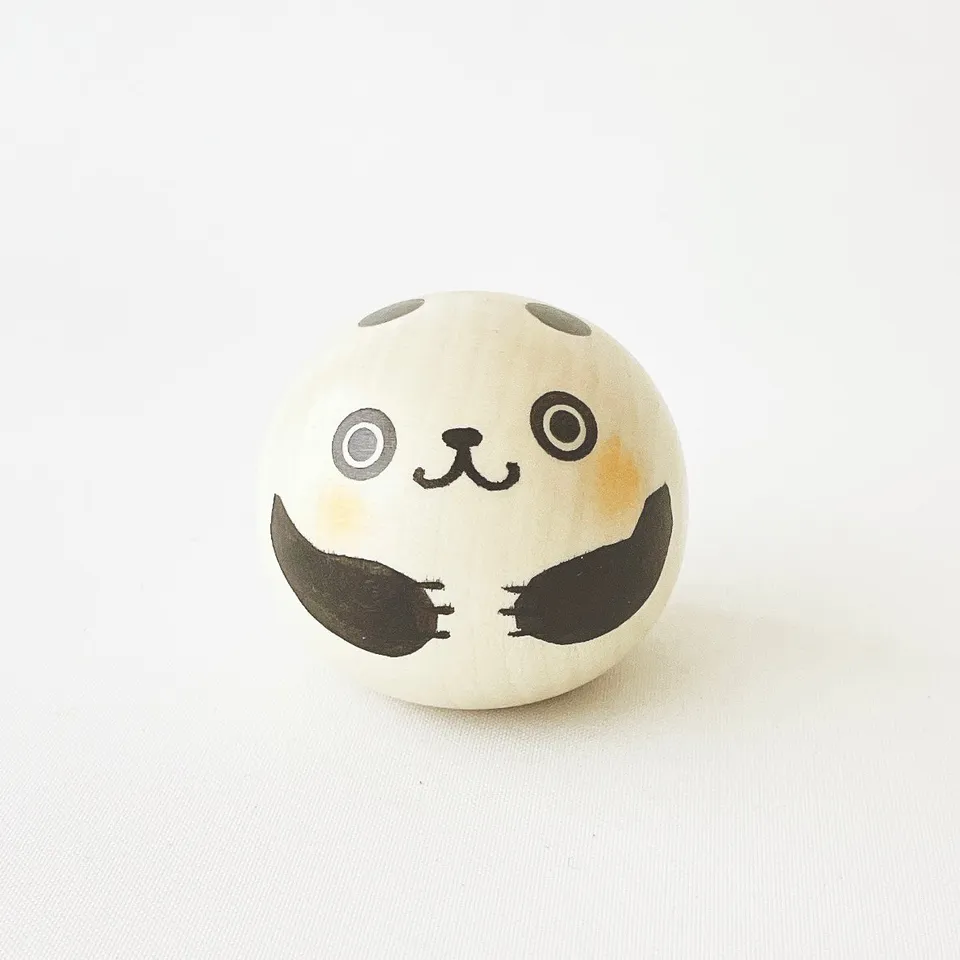 usaburo-kokeshi-yurakoro-panda-figurine-culbuto-ronde-5-cm image 1