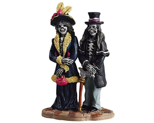 lemax-very-old-couple-figurine-couple-ancien-spooky-town image 1