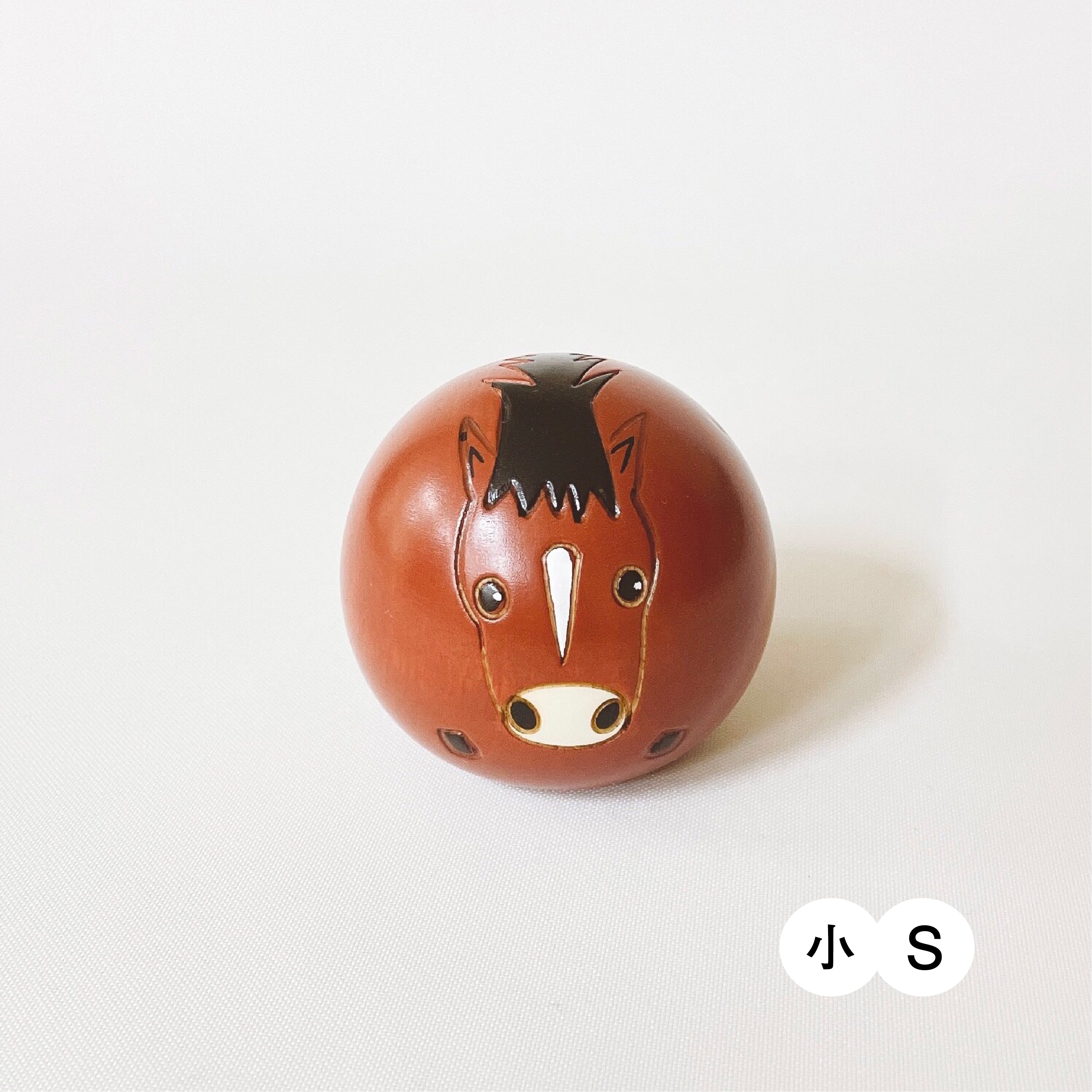 usaburo-kokeshi-yurakoro-cheval-figurine-culbuto-bois image 1